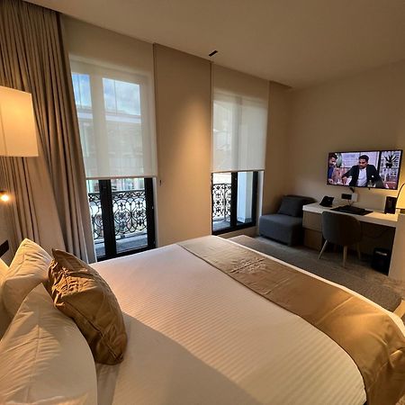 Opo Hotel Брюксел Екстериор снимка
