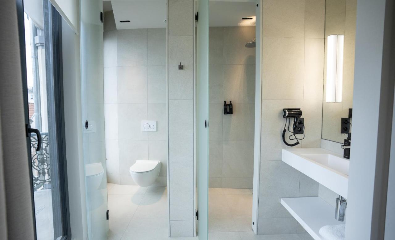 Opo Hotel Брюксел Екстериор снимка