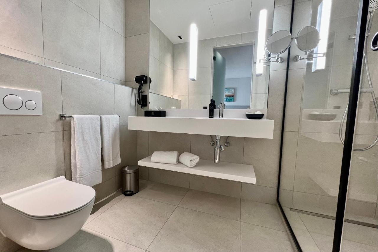 Opo Hotel Брюксел Екстериор снимка