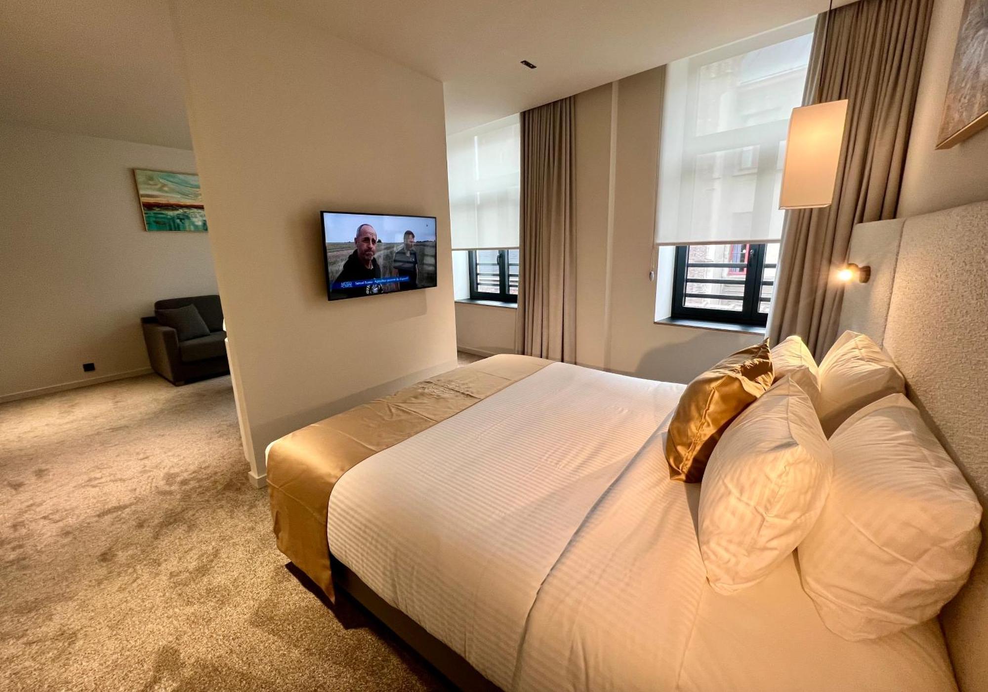 Opo Hotel Брюксел Екстериор снимка