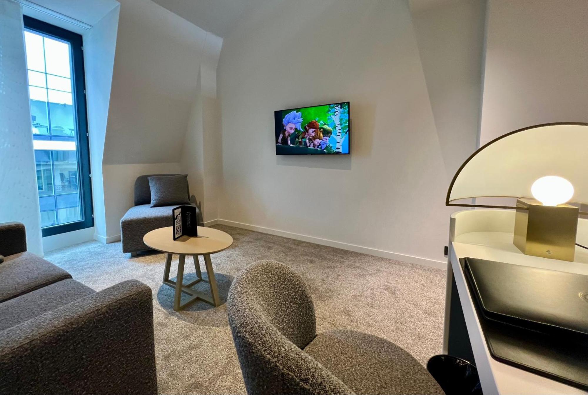 Opo Hotel Брюксел Екстериор снимка