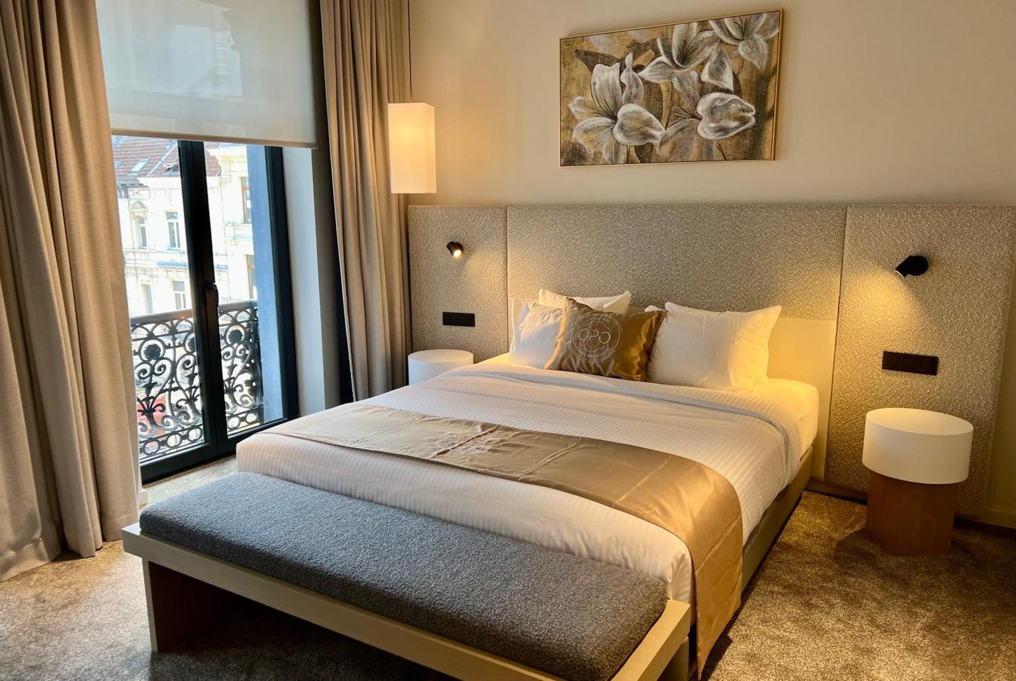 Opo Hotel Брюксел Екстериор снимка